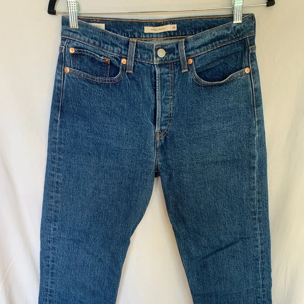 LEVIS WEDGIE STRAIGHT FIT WOMEN'S JEANS - Picture 1 of 6